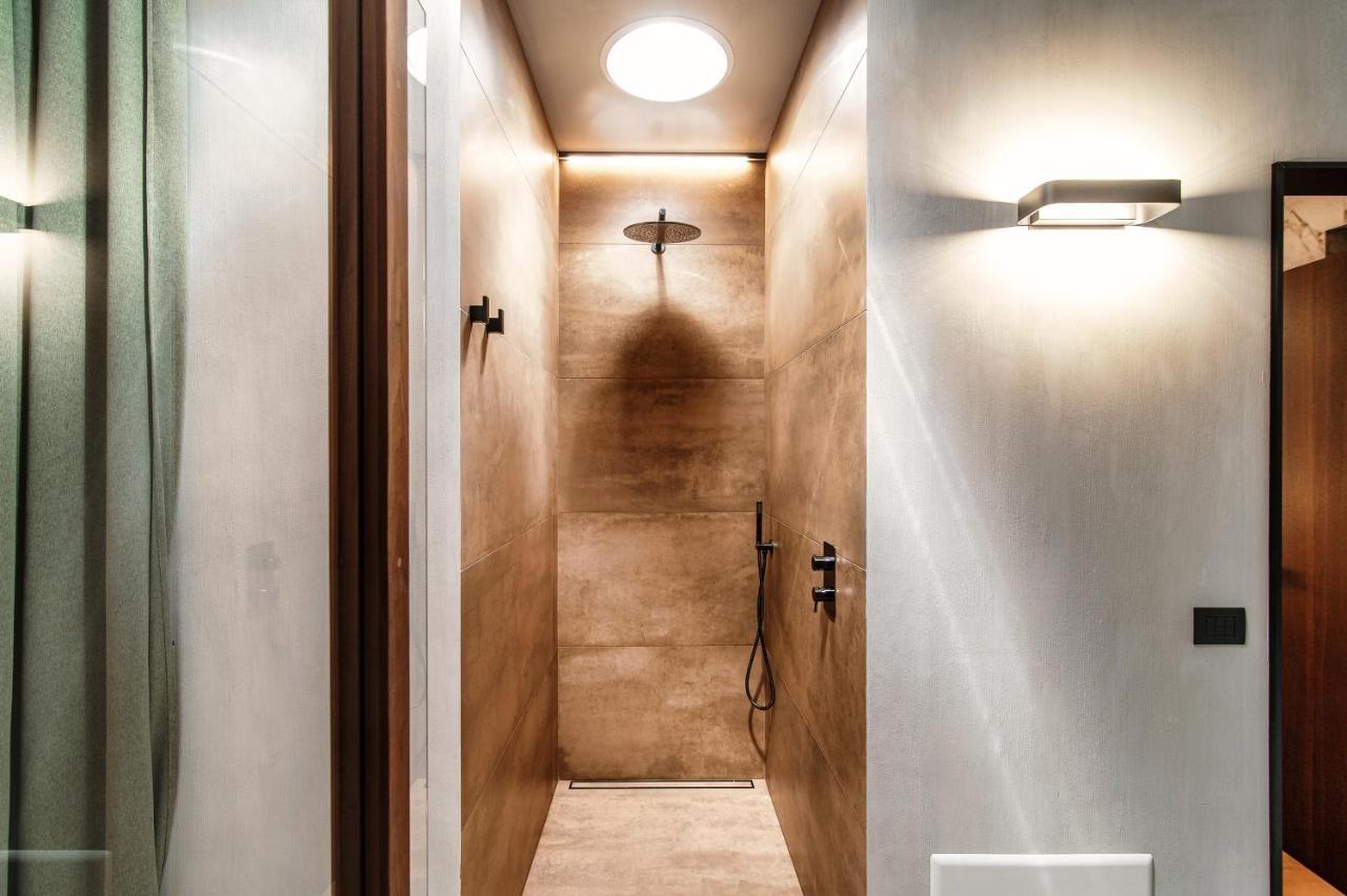 Suites Lorodellago Como - The House Of Travelers Eksteriør billede