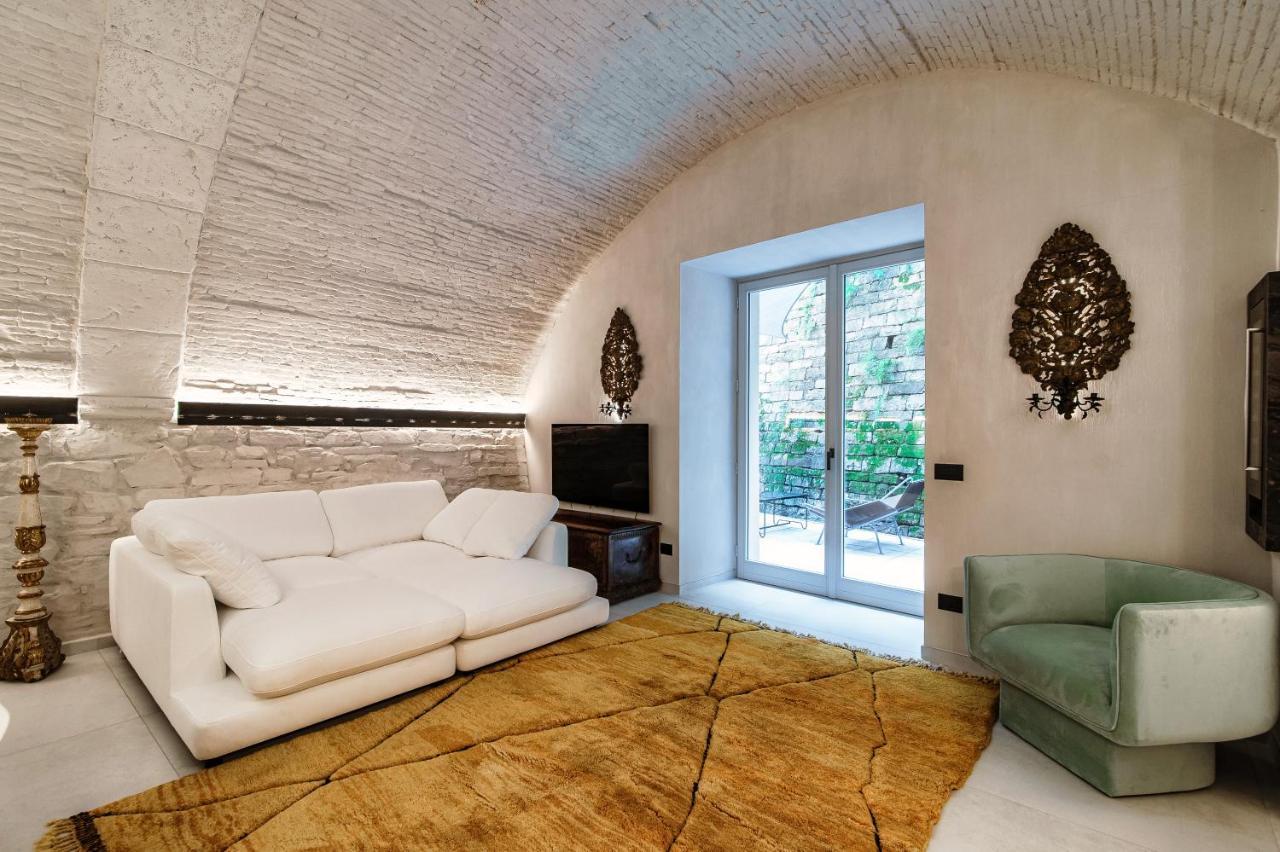 Suites Lorodellago Como - The House Of Travelers Eksteriør billede