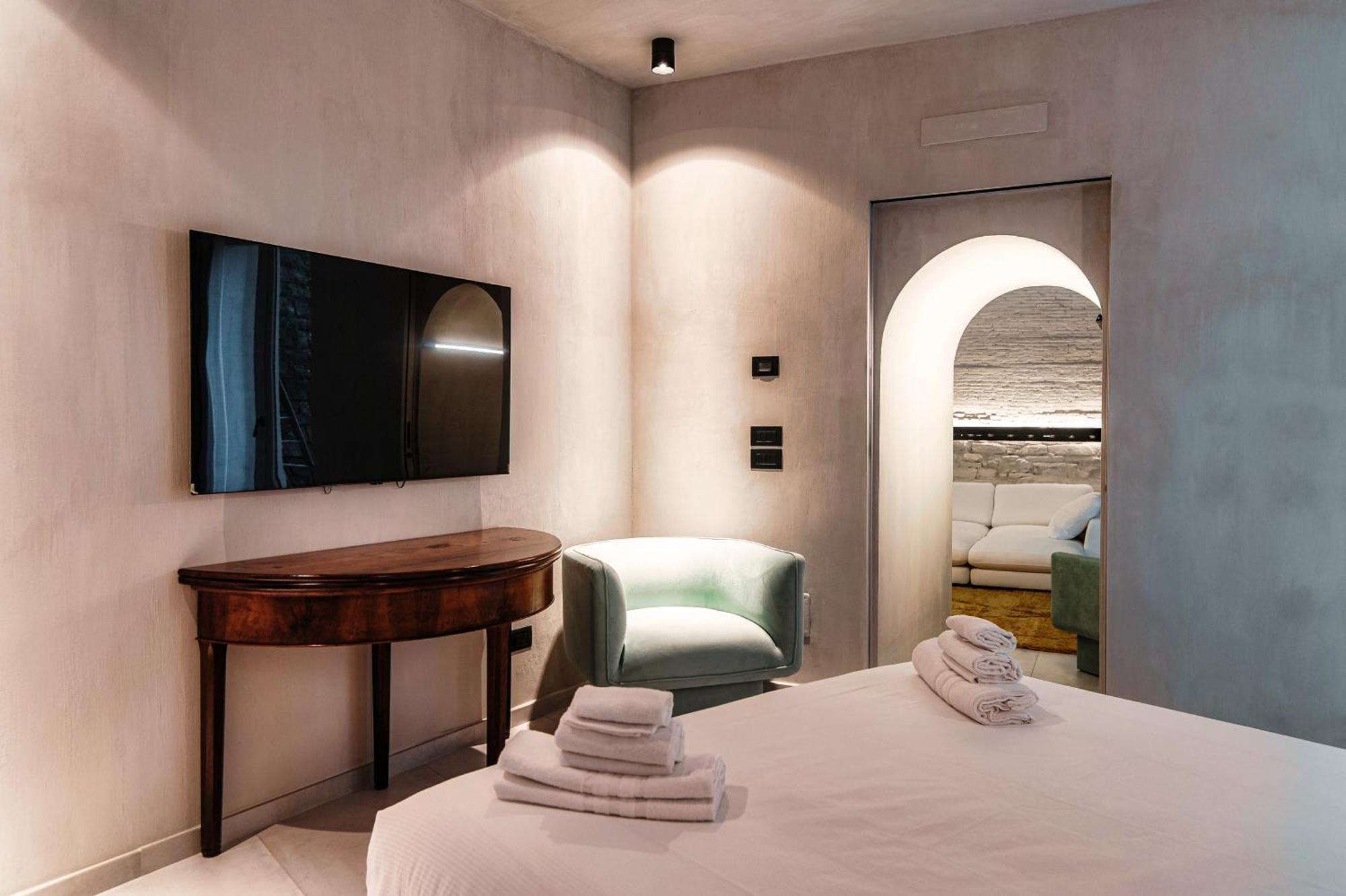 Suites Lorodellago Como - The House Of Travelers Eksteriør billede