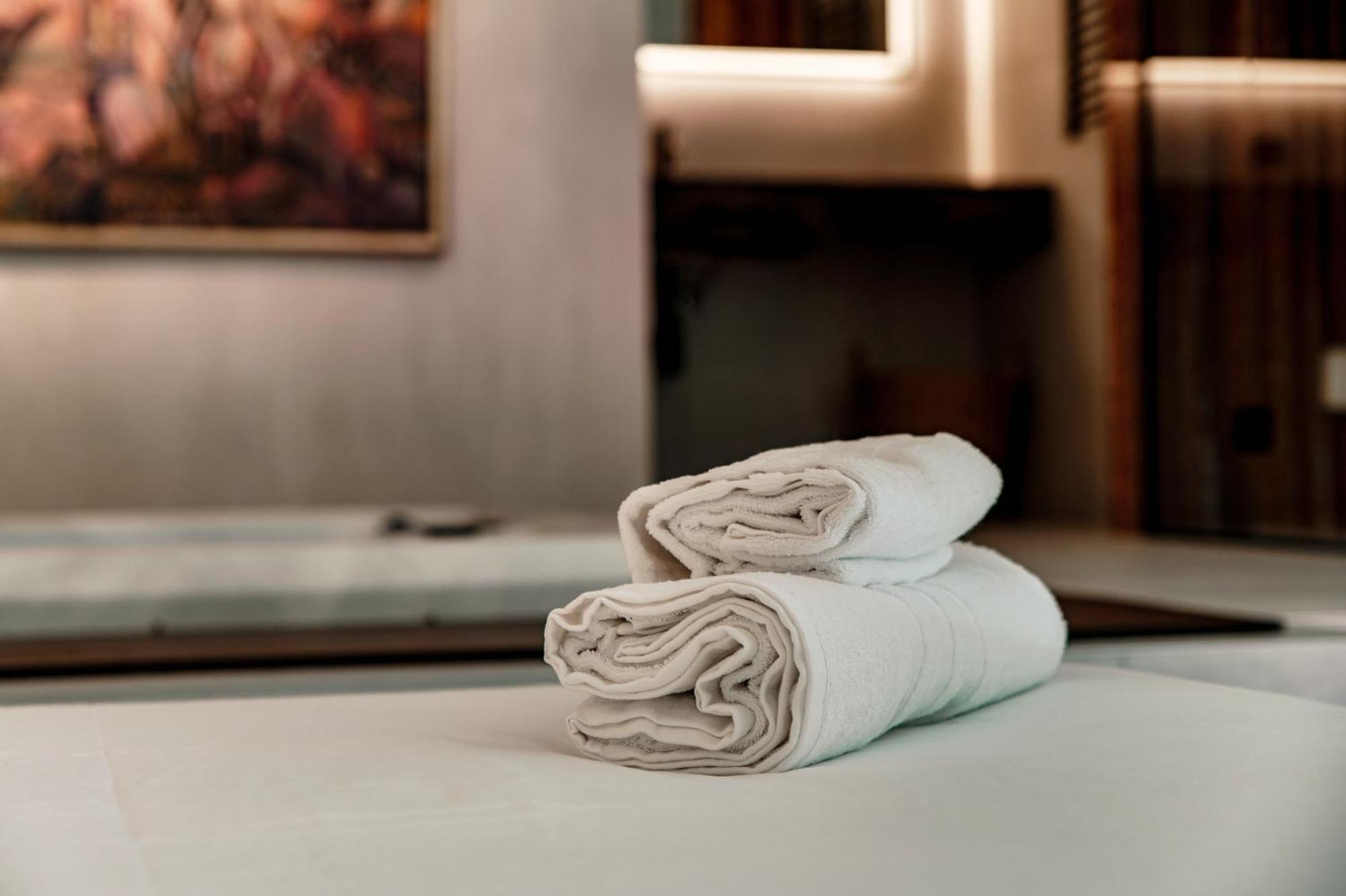 Suites Lorodellago Como - The House Of Travelers Eksteriør billede