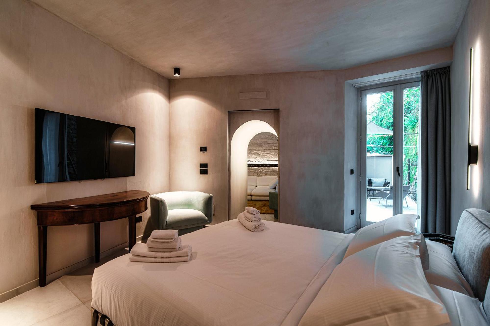 Suites Lorodellago Como - The House Of Travelers Eksteriør billede
